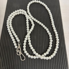 パールのロングストラップの画像