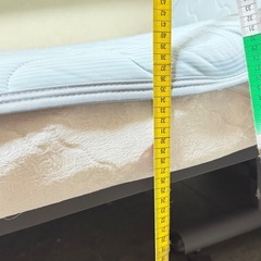 折りたたみ電動ベッド、2台セットの画像