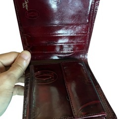 Cartier カルティエ ハッピーバースデイ 二つ折り財布 エナメル ボルドーの画像