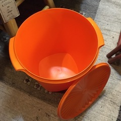 【未使用品/2個あります】タッパーウェア マキシクィーンデコレーター【F00986】の画像