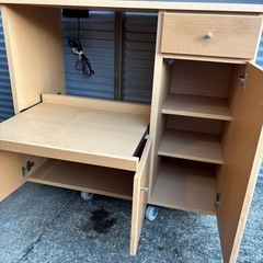 ●キッチン収納棚●木製の画像