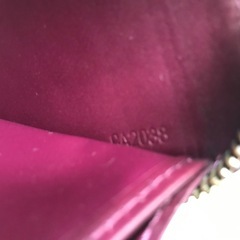 ルイヴィトン ヴェルニ  ジッピーウォレット 長財布 男女の画像