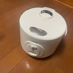 炊飯器
の画像