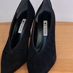 DIANA ダイアナ スエードパンプス ポインテッドトゥVカット ハイヒールの画像