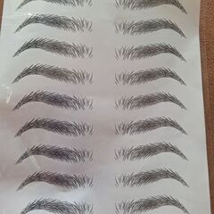 眉タトゥー（防水）簡単貼るだけ。男性も使えますの画像
