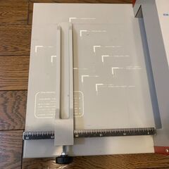 裁断機の画像