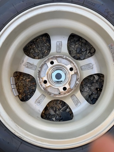未使用
ブリジストンVRX2スタッドレス145/80/13  