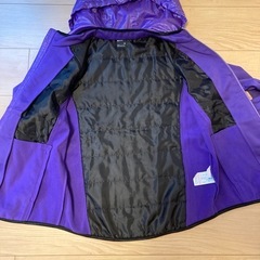 サイズ160㎝　秋冬ジャケット　状態良好　紫　フード付き　ジップアップパーカー　美品　の画像