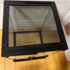 爬虫類ケージの画像