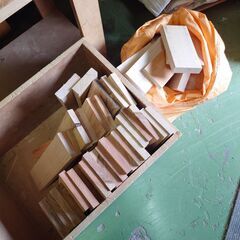【薪のセール】薪　まき　キャンプ　バーベキュー　焚火　アウトドアの画像