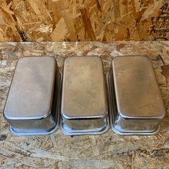 a(7599) ステンレス製 深型角バット 3個セット 24×14.5 深さ8cm 業務用 厨房用品 飲食店 店舗用品 中古品の画像