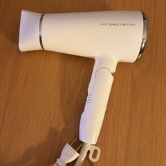 ニトリ マイナスイオンヘアドライヤー (M62040 ホワイト) 大風量の画像