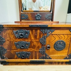 岩屋堂箪笥　鏡台の画像