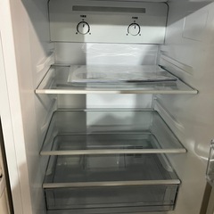 I 2510-554 Haier ノンフロン冷凍冷蔵庫JR-NF173B 2021年製 全定格内容積173L 動作確認済み キズ 汚れありの画像