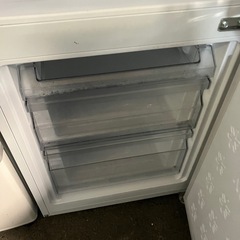 I 2510-554 Haier ノンフロン冷凍冷蔵庫JR-NF173B 2021年製 全定格内容積173L 動作確認済み キズ 汚れありの画像