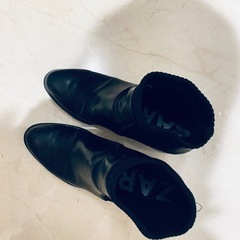 【受渡し決まりました】ZARAブーツ24.5の画像
