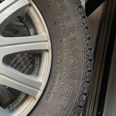SUZUKIエブリィのタイヤの画像
