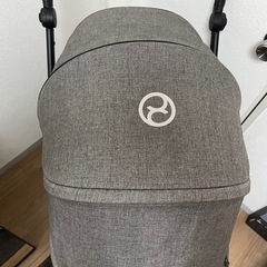 ベビーカー ミオス サイベックス ブラック グレーの画像