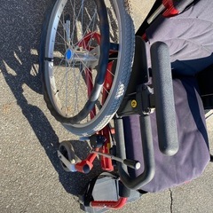 介助式車椅子の画像