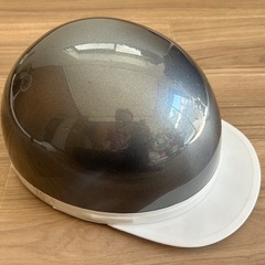 半ヘルメットの画像