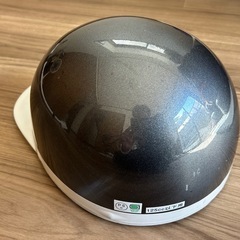半ヘルメットの画像