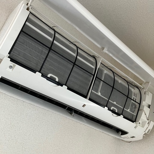 【設置料、配送料込み】6畳用❗️DAIKIN  2021年製 2.2kw 024
