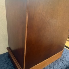 カリモク コロニアル チェスの画像