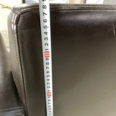 【格安】二人掛けソファー ブラック系 ローソファー 脚無し 早い者勝ち 引取歓迎 配送OKの画像
