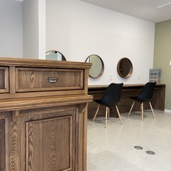 【愛知県みよし市】カラー専門店　美容師パート　美容アシスタント募集の画像