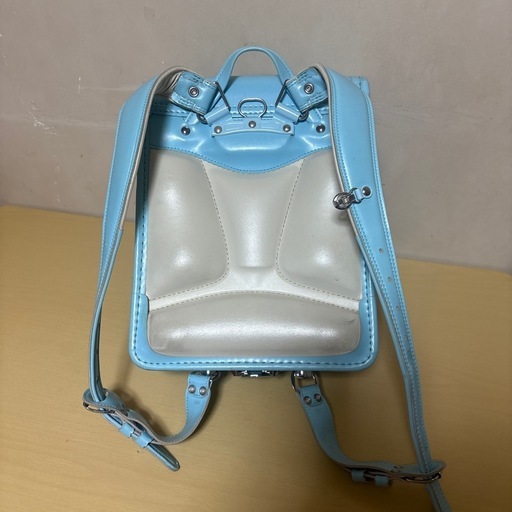 ランドセル　水色