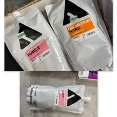 【超お得】アクリル絵の具大量詰め合わせの画像