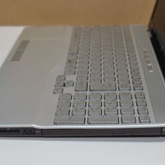 中古ノートパソコン 富士通 AH55/E3 Windows11+office 高性能core i7-1165G7/メモリ8GB/爆速SSD512GB/15.6インチ/WEBカメラ/無線/DVDマルチの画像
