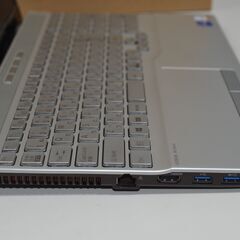 中古ノートパソコン 富士通 AH55/E3 Windows11+office 高性能core i7-1165G7/メモリ8GB/爆速SSD512GB/15.6インチ/WEBカメラ/無線/DVDマルチの画像