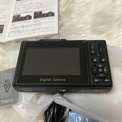 【新品】デジカメ 5k 7500万画素 Wi-Fi 180度回転ディスプレイ vlogの画像