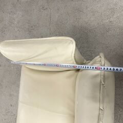 【格安】二人掛けソファー ホワイト 角度調整可能 脚付き 人気 早い者勝ち 引取歓迎 配送OKの画像