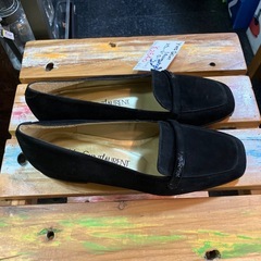 Yves saint laurent  スウェードローファー23cm 美品　の画像