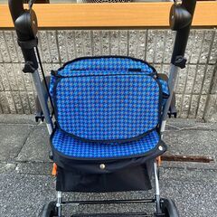 【商談中】生活雑貨　TacaoF　シルバーカーの画像