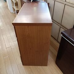 ★リユースのサカイつくば店★TK6995  4段チェスト  ブラウン H85×D44×W80 クリーニング済みの画像