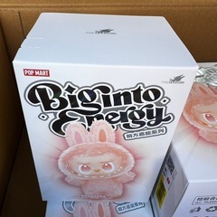 POP MART Big into Prettyラブブ　の画像