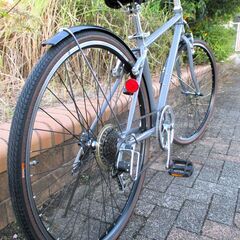 中古自転車 Thiunta Lefne クロスバイク 自転車 6段変速 フレームサイズ453㎜ グレー 通勤 通学 近所のお出掛けなどにの画像
