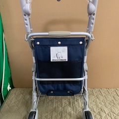 ★キレイ★歩行器・シニアカー・バッグ付き ケイタイv1 No.818 ※商品の状態や寸法等は現物にてご確認くださいの画像