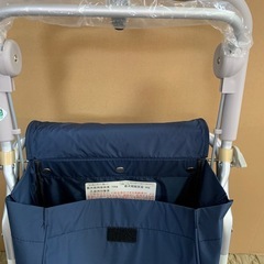 ★キレイ★歩行器・シニアカー・バッグ付き ケイタイv1 No.818 ※商品の状態や寸法等は現物にてご確認くださいの画像
