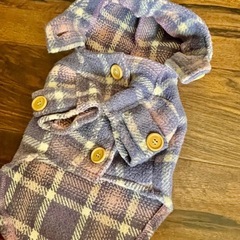 試着程度　ペット　コート　チェック柄の画像