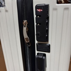 スーツケース キャリーケース キャリーバッグ S/M/Lサイズ 機内持ち込み 大容量 静音 軽量 カップホルダー USB充電ポートファスナーの画像