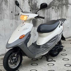 大人気セール‼️実走行1.4万キロ🏃‍♀️安心のバッテリー新品✨️前後タイヤまだまだ山あり🗻嬉しいオイル満タン補充済み🈵オイル交換不要⭕️継ぎ足しだけで🆗2サイクルでパワフルな走り💨SA24J BJベーシックジョグ✴の画像