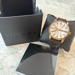 【DIESEL】メンズ腕時計 DZ1812 レザーベルト ゴールド×ブラウンの画像
