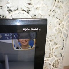 テレビ　Sharp 　LC32E7 　Aquosの画像