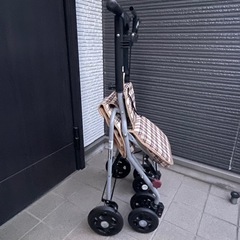 幸和製作所 TacaoF テイコブ シルバーカー PS-169 パインウォーカー　コンパクトタイプの画像