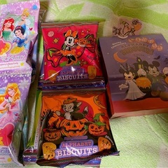 ハロウィン　お菓子サンリオ　ディズニーの画像