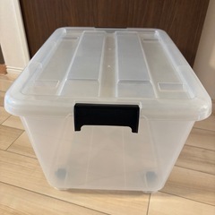 衣装ケースの画像